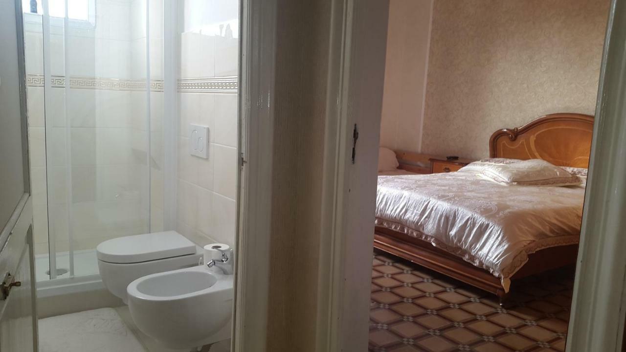 Albisola Bed And Breakfast Albisola Superiore Exterior photo
